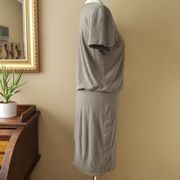 James Perse Short Sleeve Blouson Dress Green Ruched Size Large NWT - Picture 5 of 10